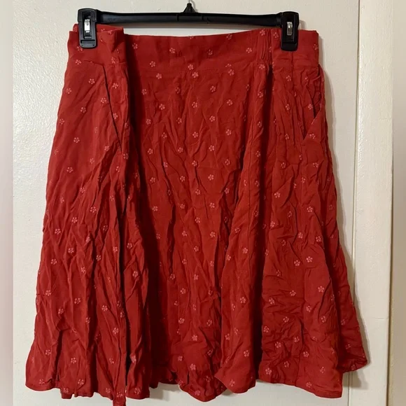 Torrid eyelet Skirt - Picture 3 of 3